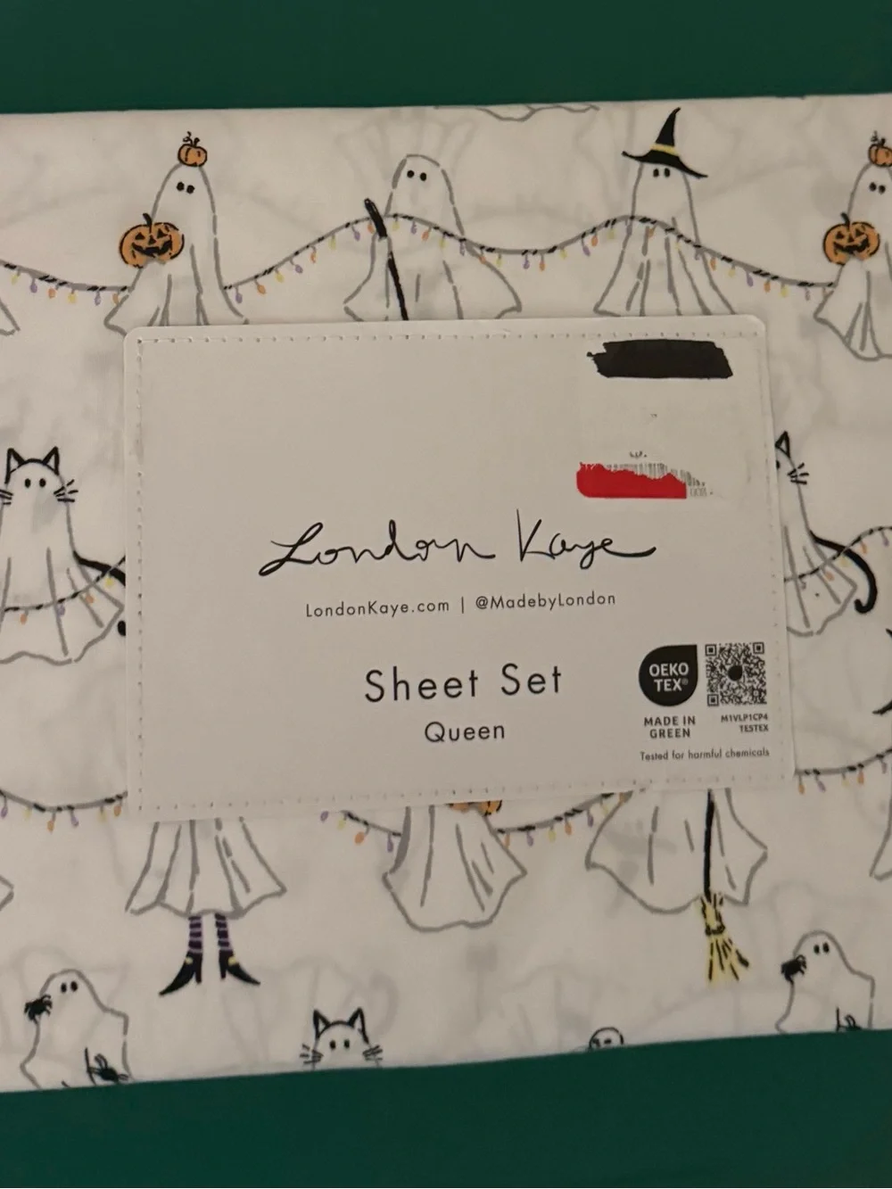 London Kaye Queen Sheet Set - White Halloween Ghost Print